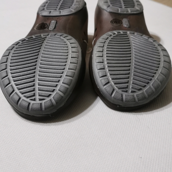 Brand New Sandals - Picture 8 of 9